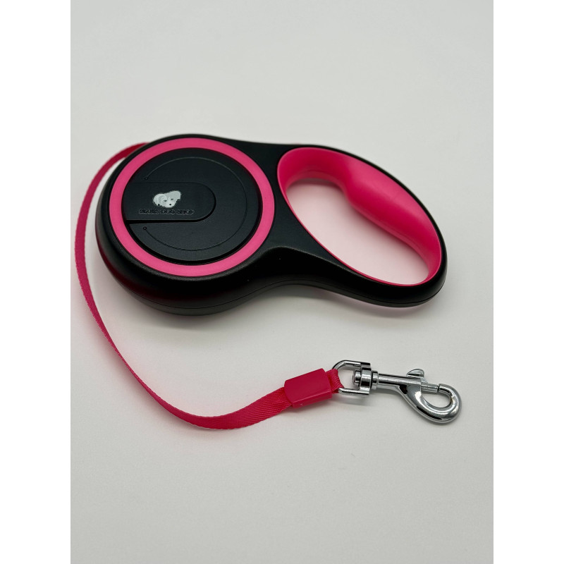 Extendable dog leash Extendable dog leash