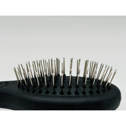 Maintenance brush in two parts