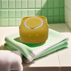 Badebürste mit Shampoospender